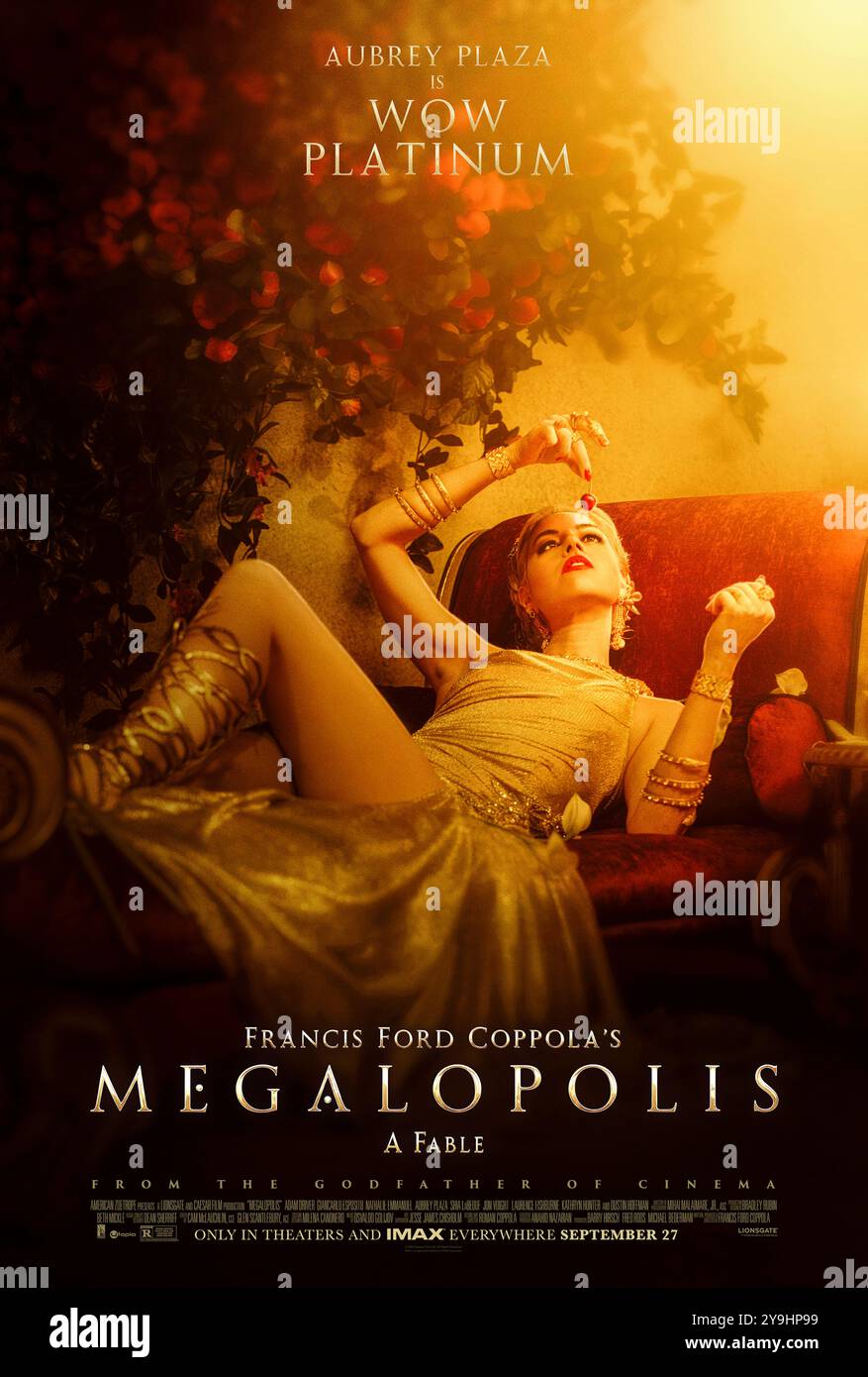 Megalopolis (2024) von Francis Ford Coppola mit Audrey Plaza als Wow Platinum. Ein visionärer Architekt trifft auf einen korrupten Bürgermeister, wenn er plant, das neue Rom nach einer verheerenden Katastrophe wieder aufzubauen. Poster mit US-Zeichen ***NUR FÜR REDAKTIONELLE ZWECKE***. Quelle: BFA/Lionsgate Stockfoto