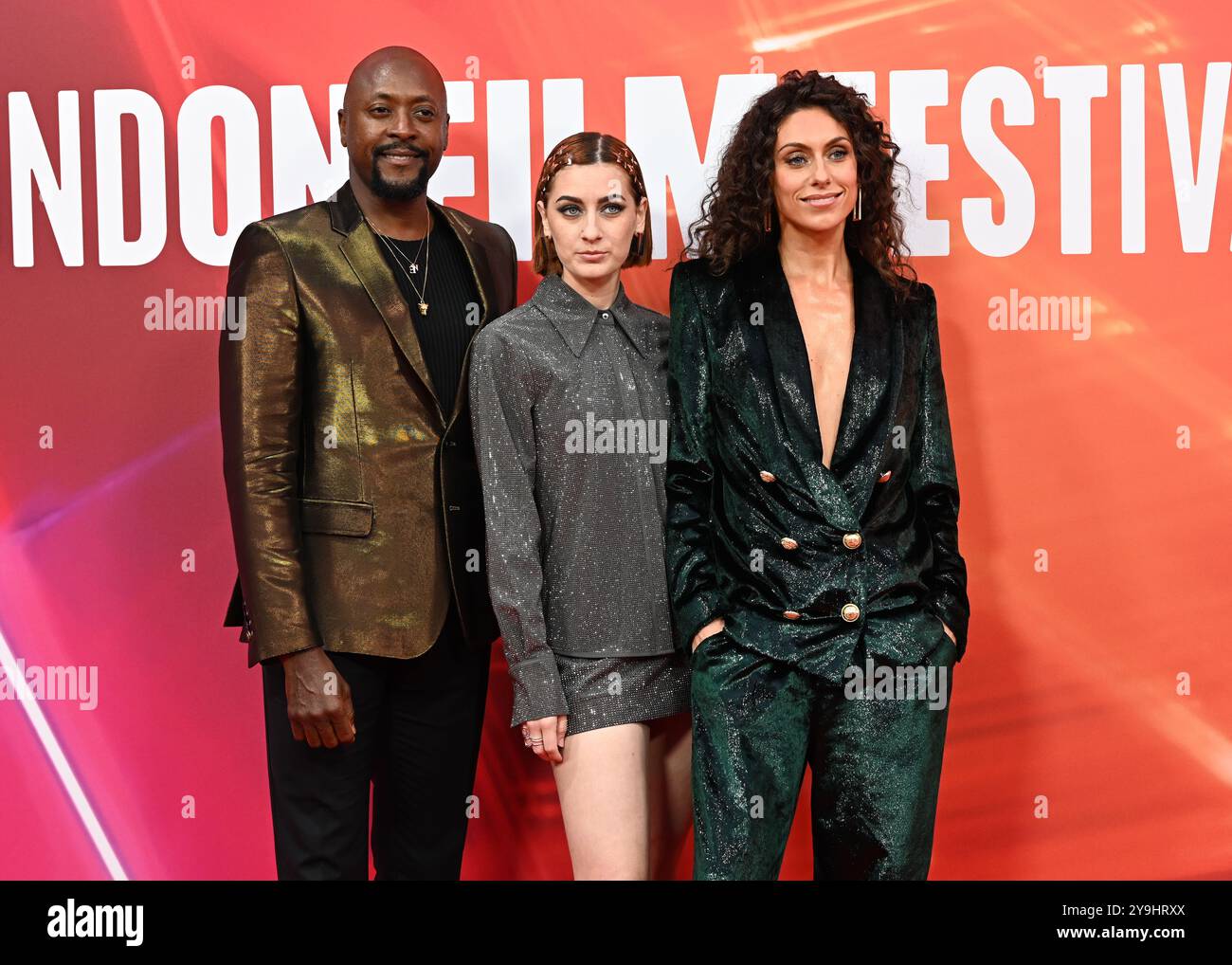 LONDON, GROSSBRITANNIEN. Oktober 2024. Georgie Buckland, Matt Henry und Amy Di Bartolomeo nehmen an der „Elton John: Never Too Late“ Headline Gala Teil – 68. BFI London Film Festival in London, Großbritannien. (Foto von 李世惠/siehe Li/Picture Capital) Credit: Siehe Li/Picture Capital/Alamy Live News Stockfoto