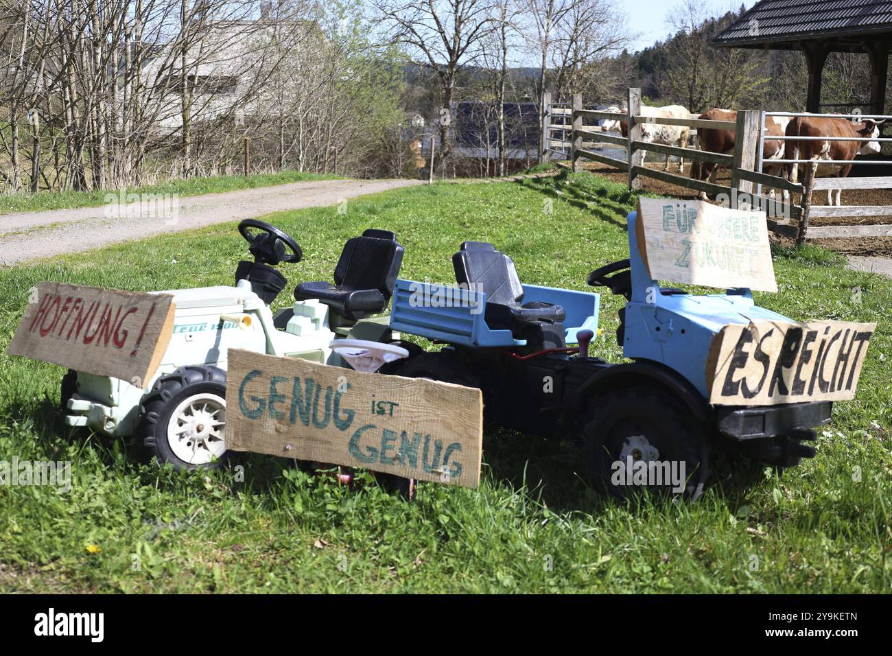 Der Protest der Bauern gegen die föderale Politik der Streichung von Subventionen in der Landwirtschaft geht weiter. Wie hier in Hinterzarten (Breisgau-Hochschwarzwald di Stockfoto