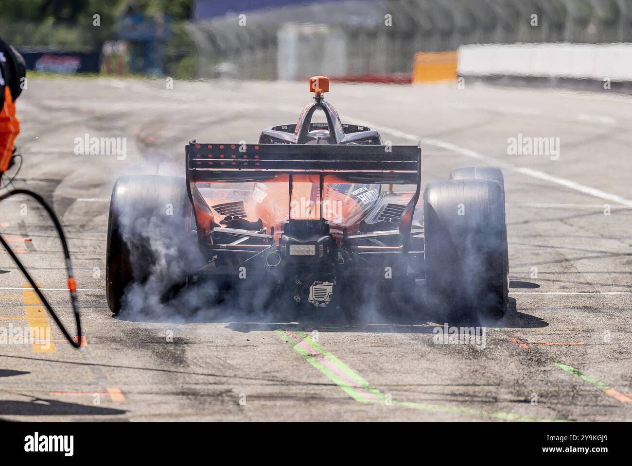 MARCUS ARMSTRONG (11) aus Christchurch, Neuseeland, kommt während des Honda Indy 200 auf dem Mid-Ohio Sports Car Course in Lexingto auf die Grubenstraße Stockfoto