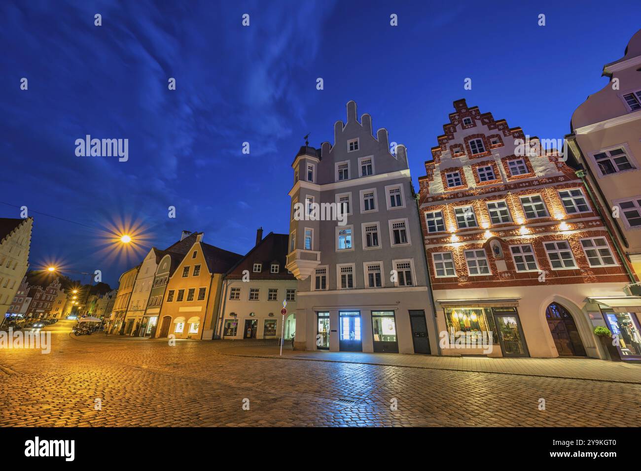 Landshut Deutschland, nächtliche Skyline der Altstadt Stockfoto