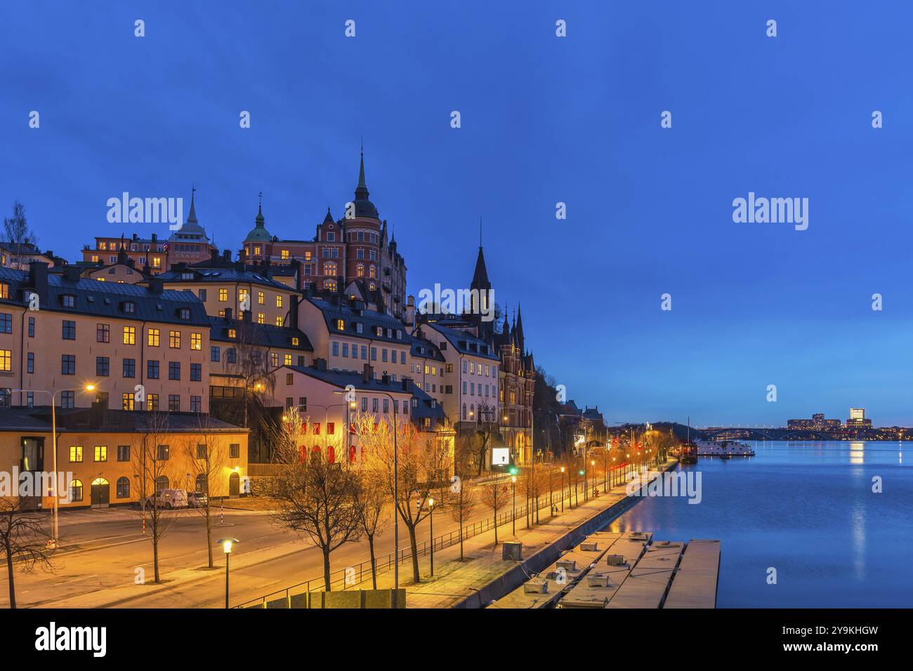 Stockholm Schweden, die Skyline von Slussen bei Nacht Stockfoto