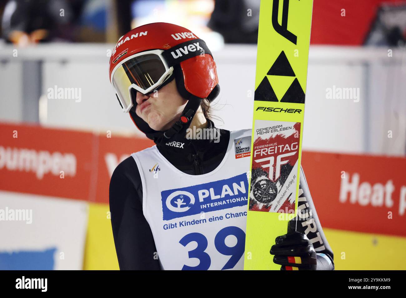 Selina Freitag (SG Nickelhuette Aue) bei der FIS Skispringen Frauen Weltmeisterschaft Einzelperson in Hinterzarten Stockfoto