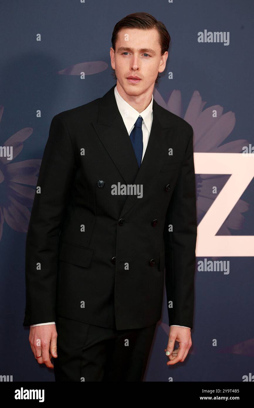 Harris Dickinson nimmt an der „Blitz“-Weltpremiere des 68. BFI London Film Festivals in der Royal Festival Hall in London Teil. Stockfoto