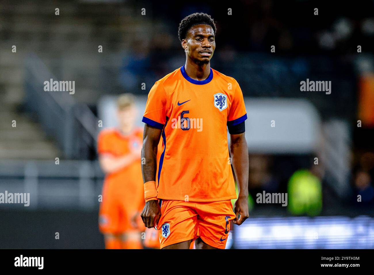 ALMELO, 10-10-2024, Asito Stadium, Football, Friendly, Saison 2024/2025, während des Spiels Niederlande U21 - Mexiko U21, Niederlande U21 Spieler Ezechiel Banzuzi Credit: Pro Shots/Alamy Live News Stockfoto