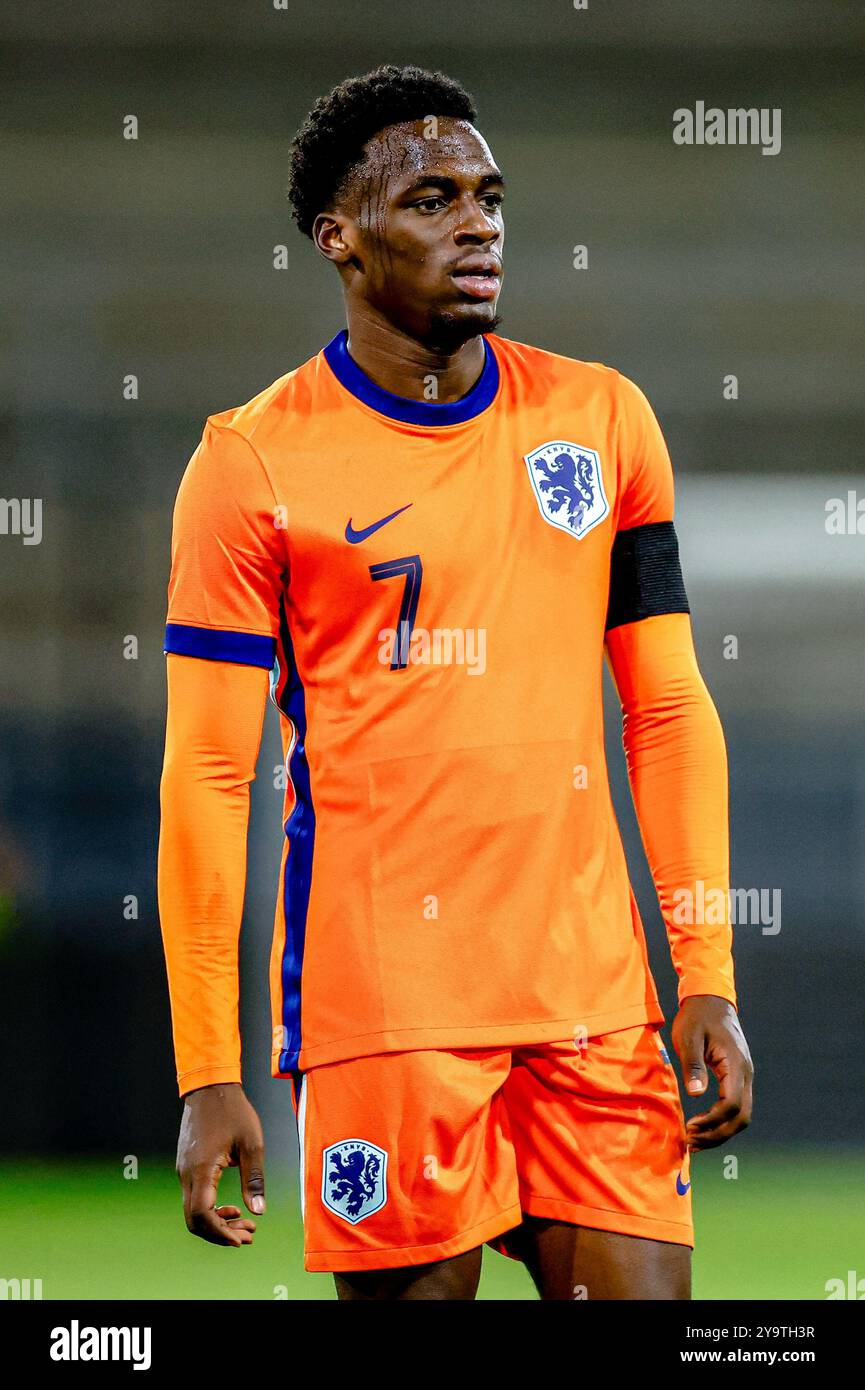 ALMELO, 10-10-2024, Asito Stadium, Football, Friendly, Saison 2024/2025, während des Spiels Niederlande U21 - Mexiko U21, Niederlande U21 Spieler Ernest Poku Credit: Pro Shots/Alamy Live News Stockfoto