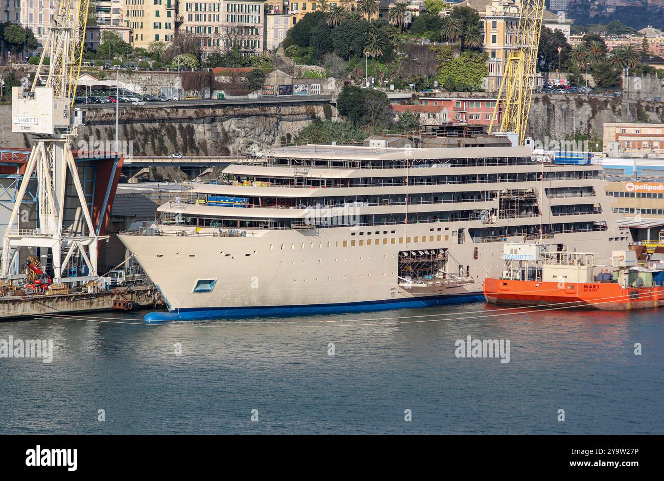 Die zweitgrößte Superyacht der Welt FULK AL SALAMAH im Bau von T. Mariotti Schiffbauer in Genua, Oman Sultan Royal Yacht Squadron Personal Flotte Stockfoto