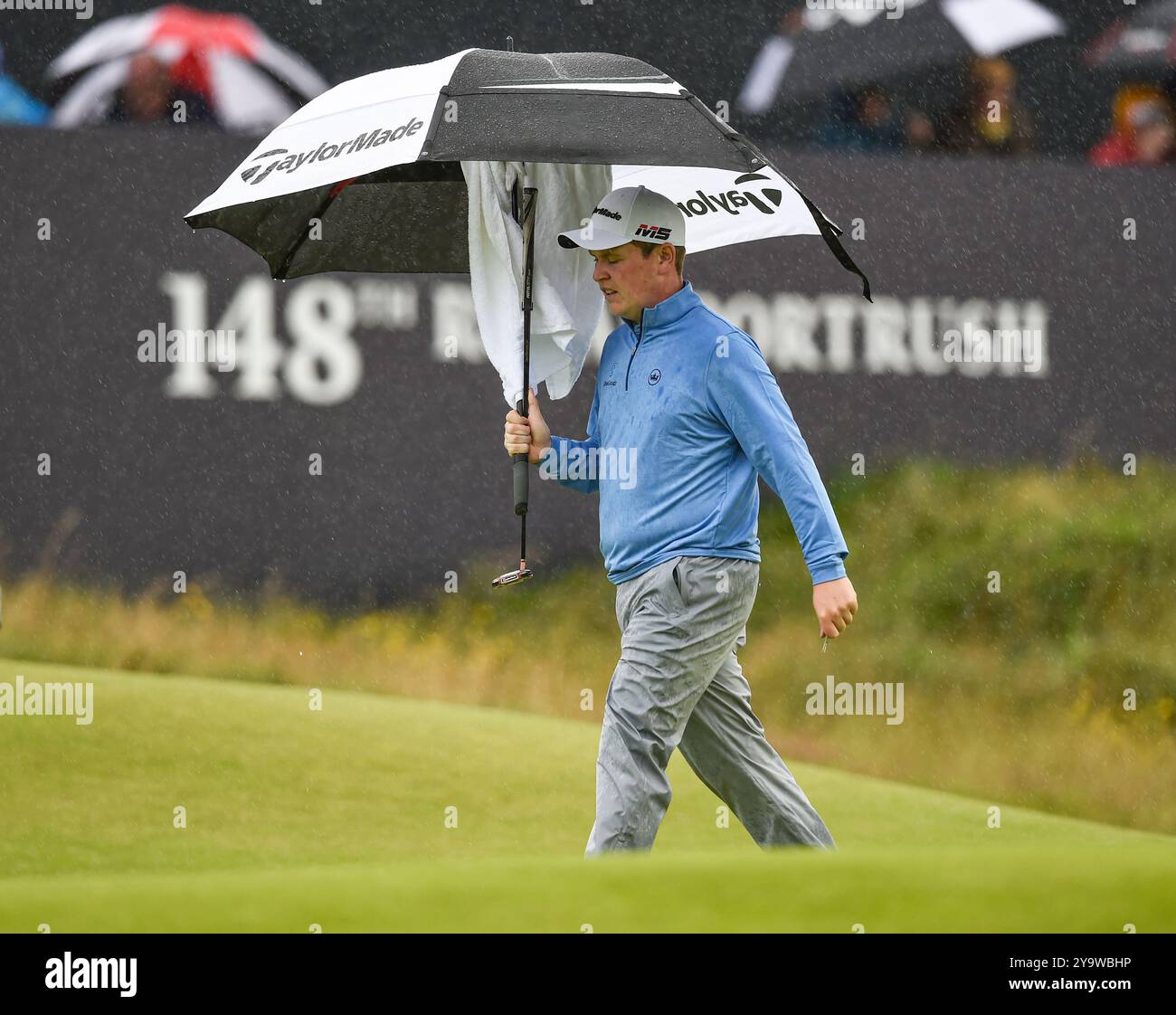 18. Juli 2019; Robert MacIntyre auf dem 18. Green während der ersten Runde des Open Championship Golfturniers im Royal Portrush Golf Club - Dunluce Course, Portrush, Nordirland. Stockfoto