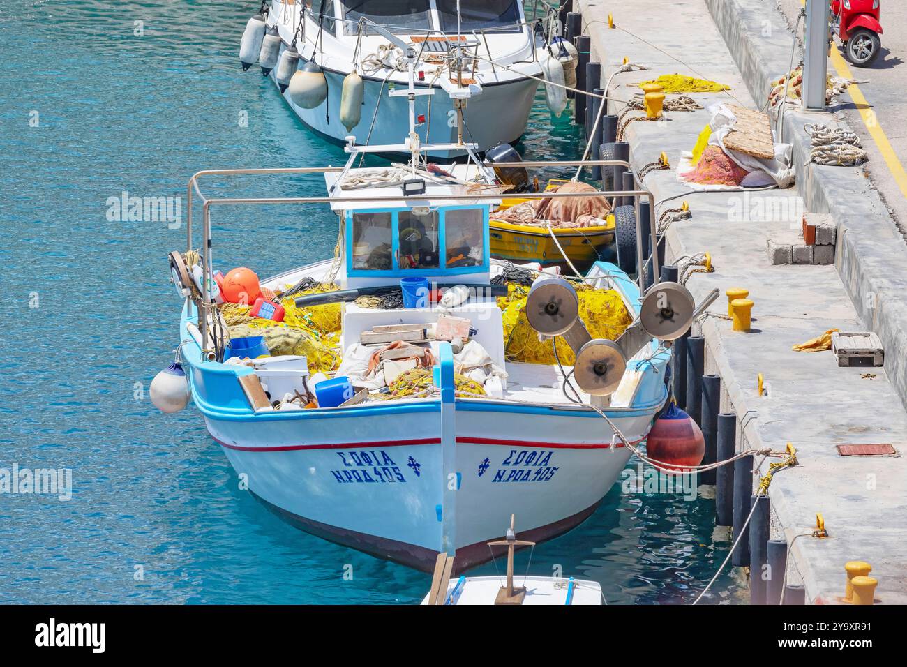 Griechenland, Dodekanesische Inseln, Fischerboote, Livadia, Insel Tilos Stockfoto