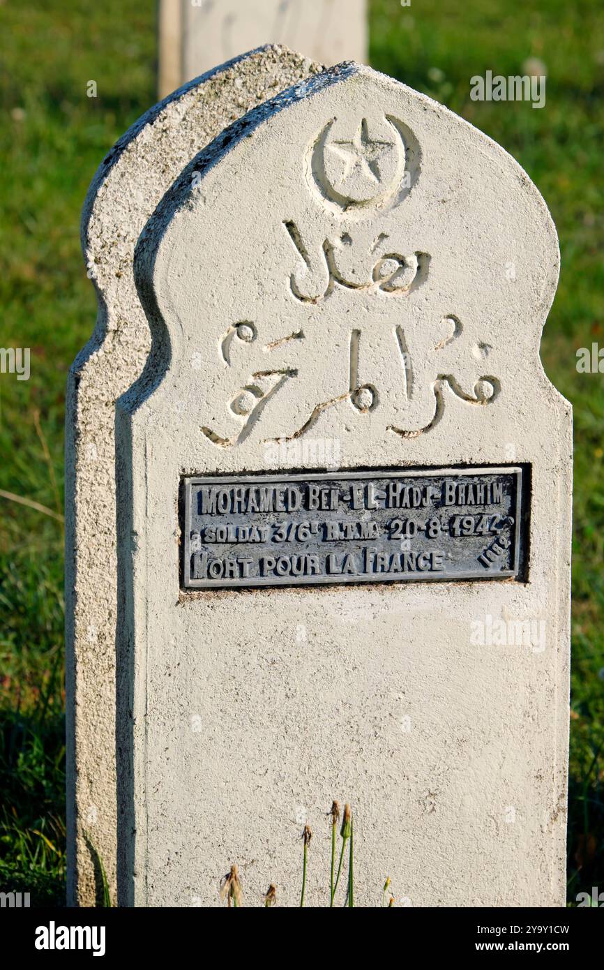 Frankreich, Doubs, Rougemont, National Necropolis, 2. Weltkrieg, Gräber muslimischer Soldaten Stockfoto