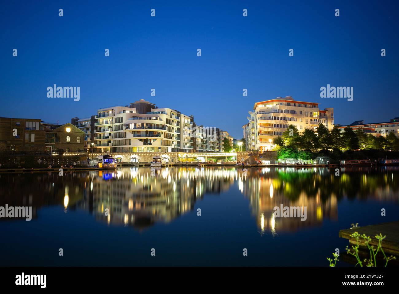 Porto Kai im schwimmenden Hafen in bristol Stockfoto