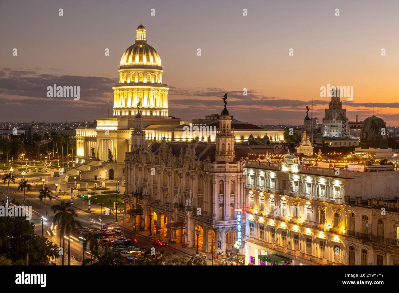 Kuba, Havanna, La Habana Vieja Viertel, das von der UNESCO, dem Kapitol, zum Weltkulturerbe erklärt wird Stockfoto