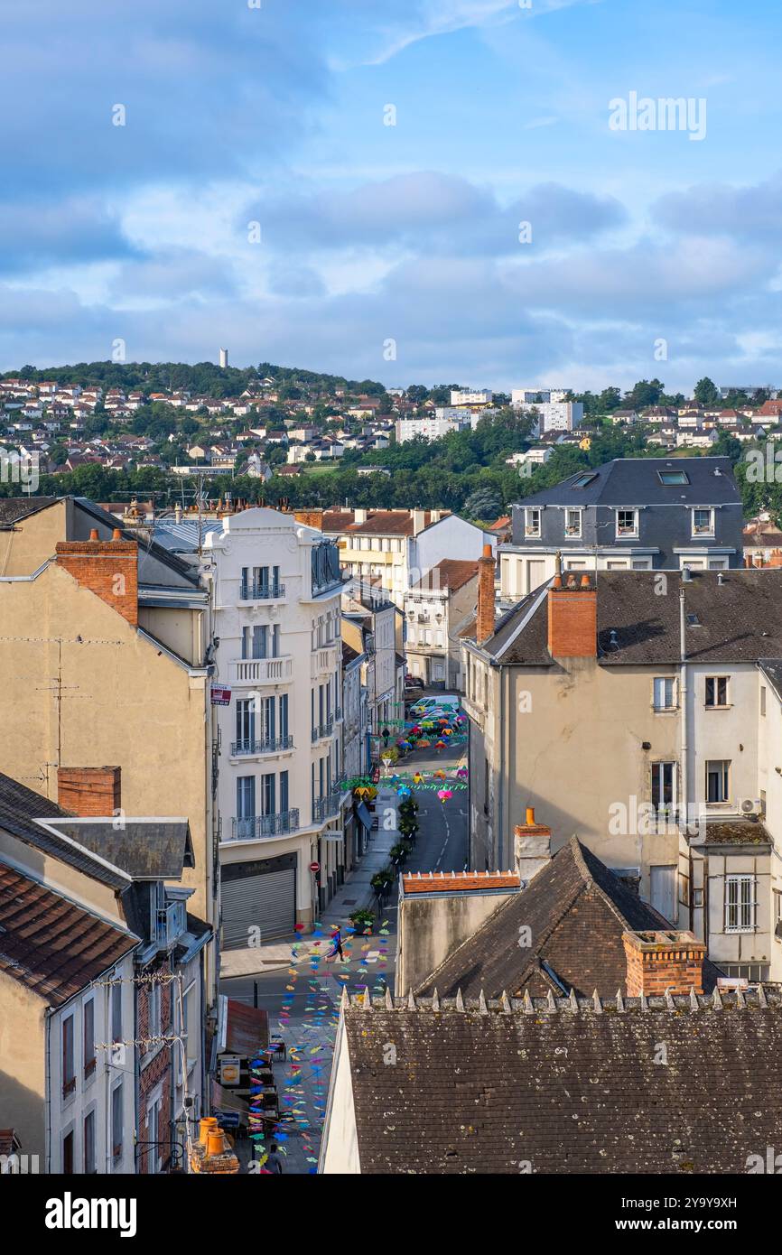 Frankreich, Allier, Montlucon, Panorama über die Stadt vom Park der Herzöge von Bourbon Castle Stockfoto