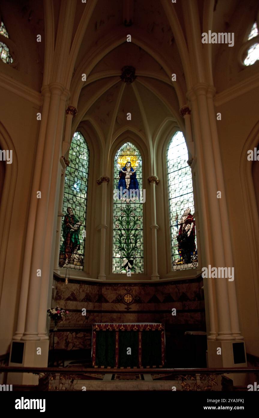 Altar, Hospital Church of St Bartholomew the Lesser, Smithfield; City of London, England, Vereinigtes Königreich; St. Bartholomew the Less ist eine anglikanische Kirche in der CIT Stockfoto