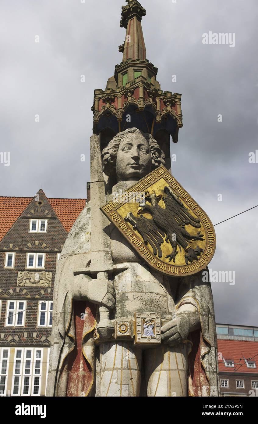 Die historische Statue Bremer Roland auf dem Bremer Marktplatz. Stockfoto