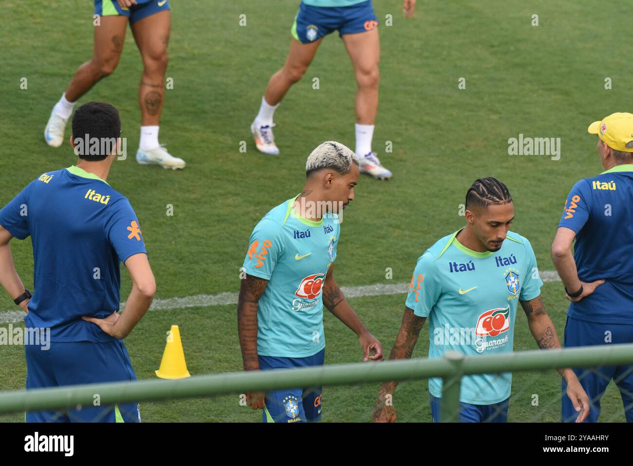 Die brasilianische Mannschaft hielt am Samstag Nachmittag (12) im Bezerrão-Stadion ihr erstes Training auf Brasiliense-Boden ab. Die brasilianische Mannschaft bereitet sich auf das WM-Qualifikationsspiel vor, das am Dienstag (15) gegen die peruanische Mannschaft in der Arena BRB stattfindet. Caior Rocha (Caior Rocha/SPP) Credit: SPP Sport Press Photo. /Alamy Live News Stockfoto