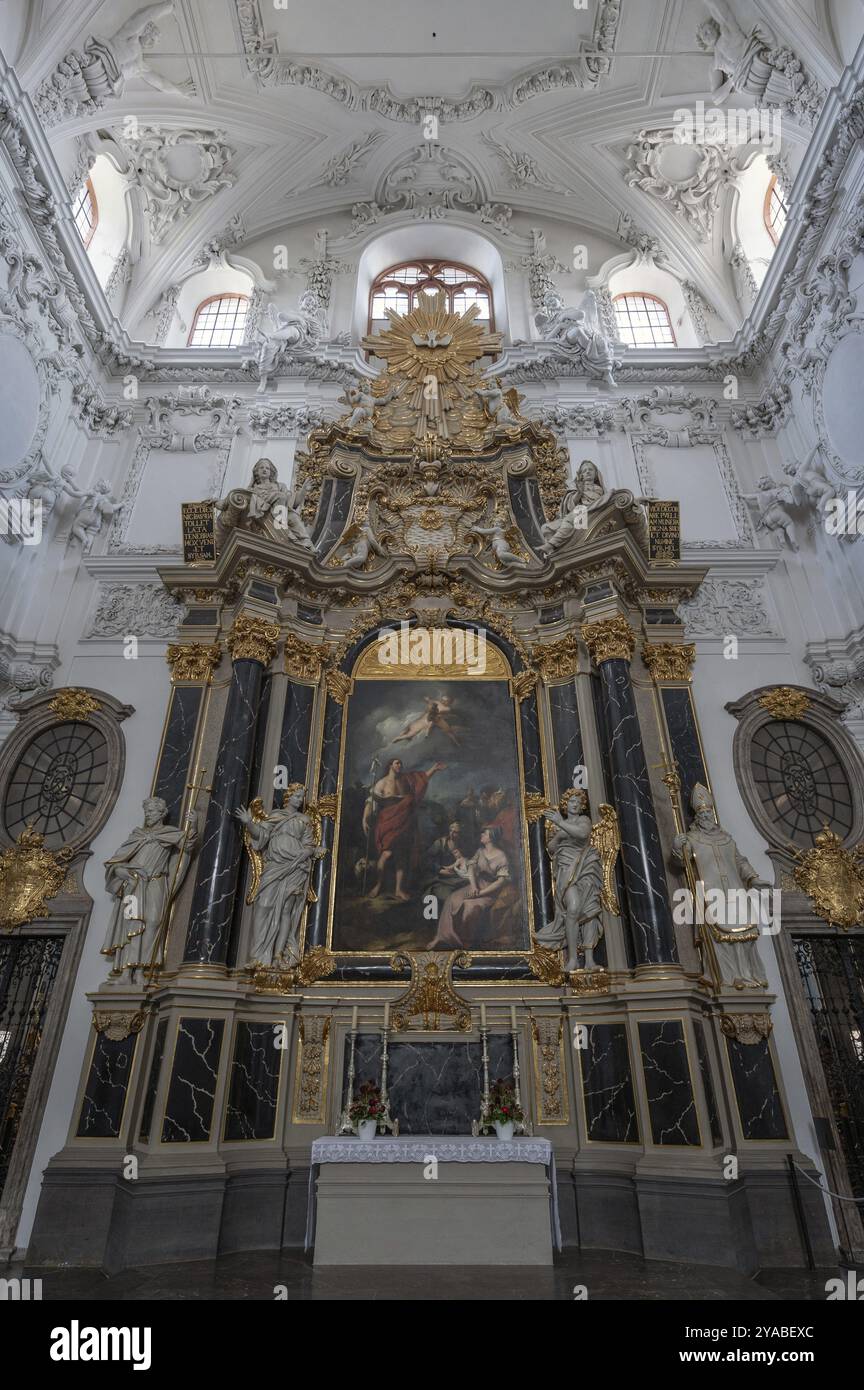 Altar im Kilianskathedrale, Würzburg, Unterfranken, Bayern, Deutschland, Europa Stockfoto