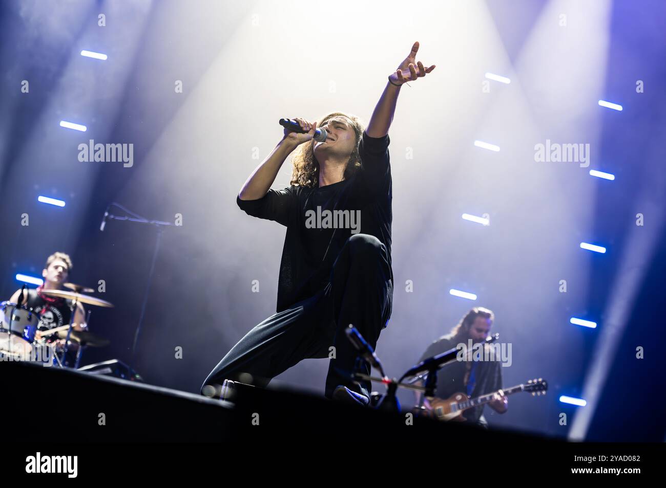 20 mil Personas acuden al concierto de Arde Bogotá, Viva Suecia y Nunatak en Zaragoza. Fiestas del Pilar. 11 Oktubre 2024. Espacio Zity. Stockfoto