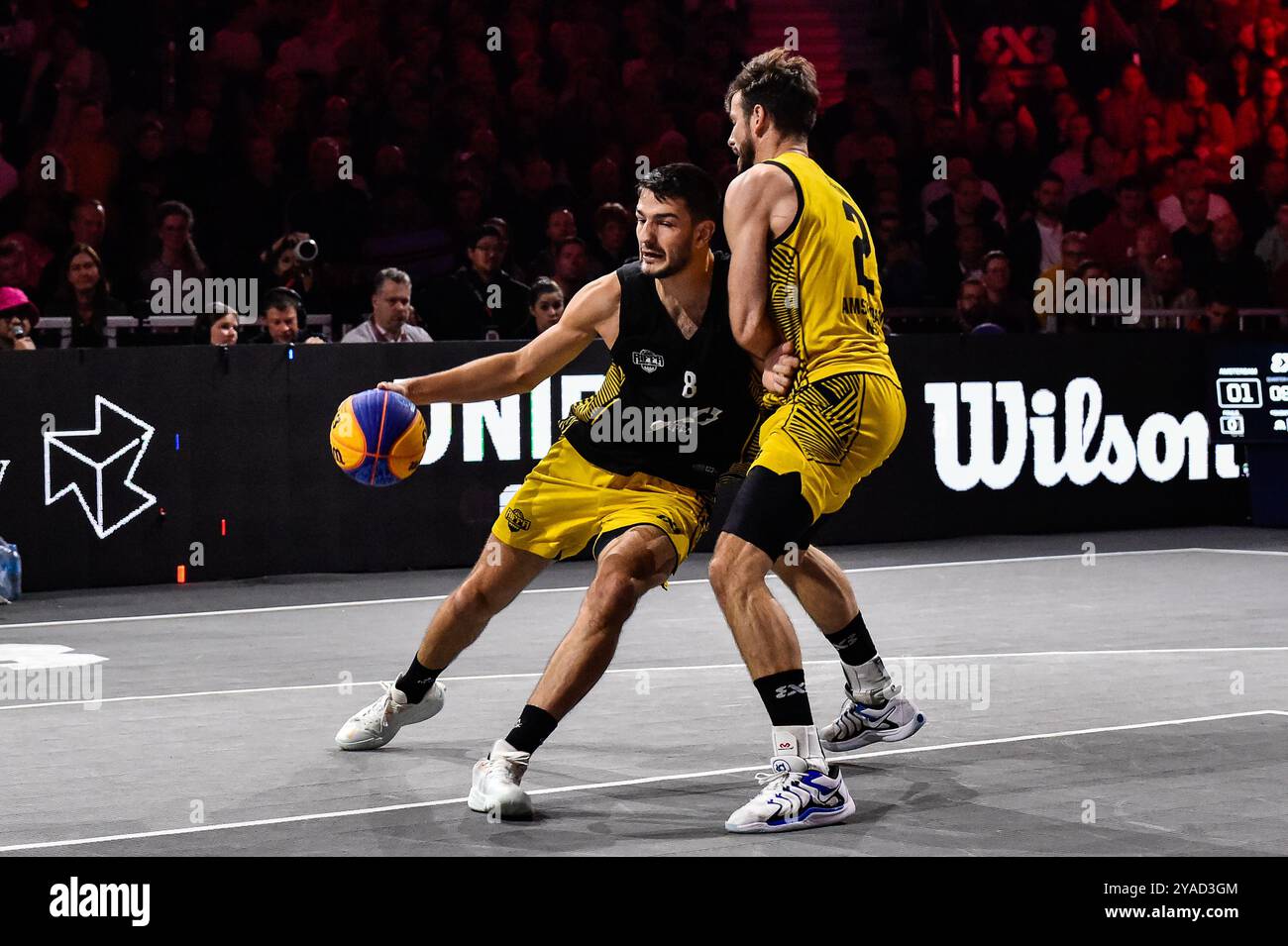 , - 13. OKTOBER: Caspar Augustijnen - Riffa, Jan Driessen - Amsterdam beim Spiel der FIBA 3x3 World Tour Amsterdam 2024 zwischen Amsterdam und Riffa am 13. Oktober 2024 in Amsterdam, Niederlande. (Foto: Edwin J.H. de Vries/Orange Pictures) Credit: Orange Pics BV/Alamy Live News Stockfoto