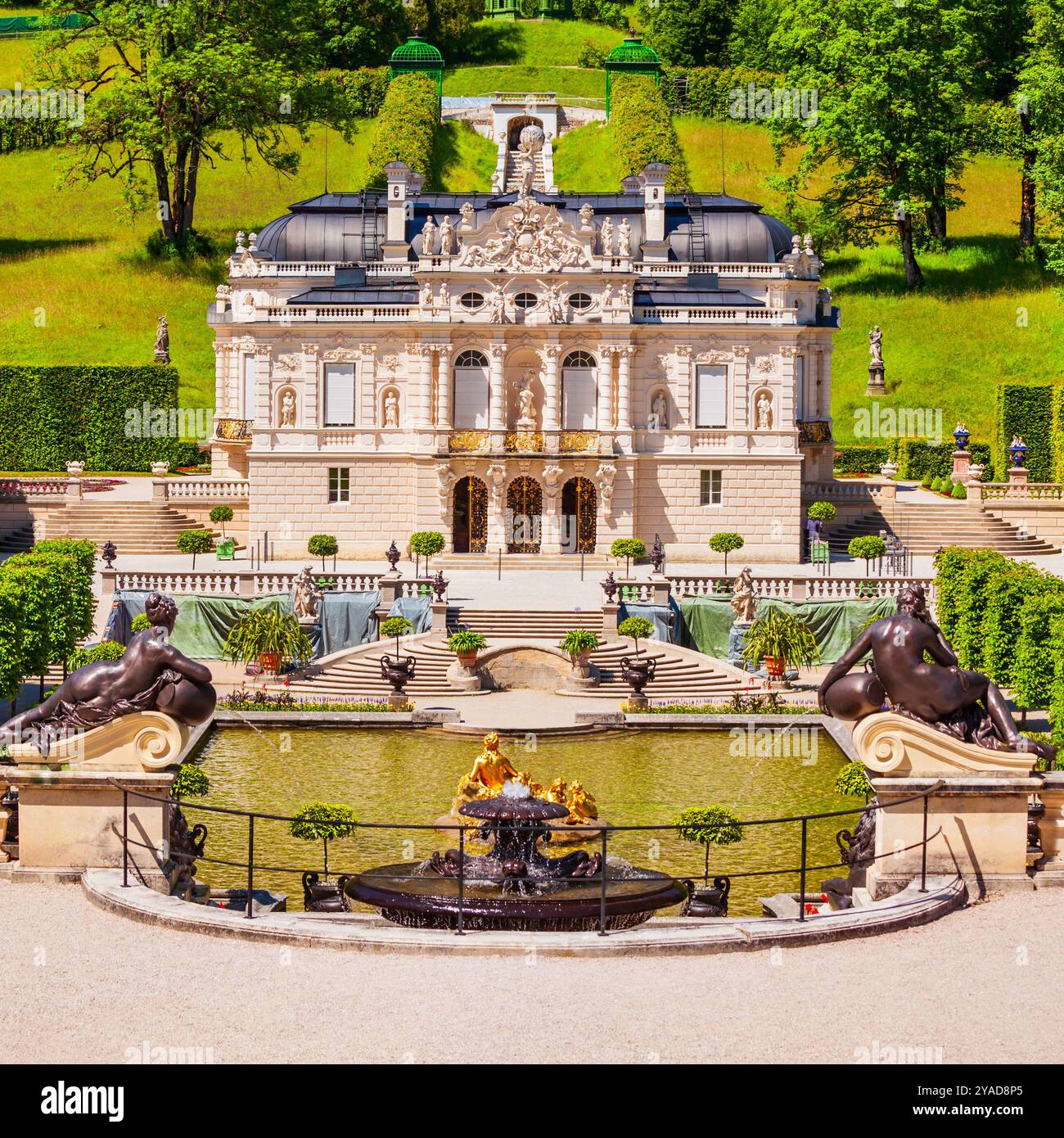 Schloss Linderhof Schloss Linderhof liegt in der Nähe des Dorfes Ettal im Südwesten Bayerns Stockfoto