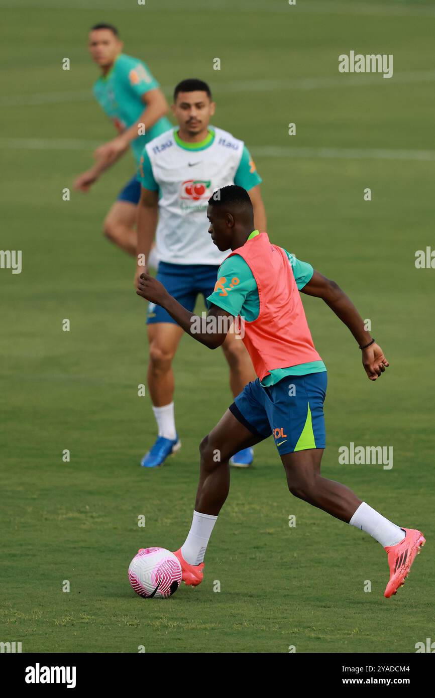 12. Oktober 2024: Luiz Henrique von der brasilianischen Mannschaft während des Trainings im Bezerrao-Stadion. Das Team bereitet sich auf Peru in der 10. Runde der südamerikanischen Qualifikation zur FIFA Fussball-Weltmeisterschaft 2026 vor. Stockfoto