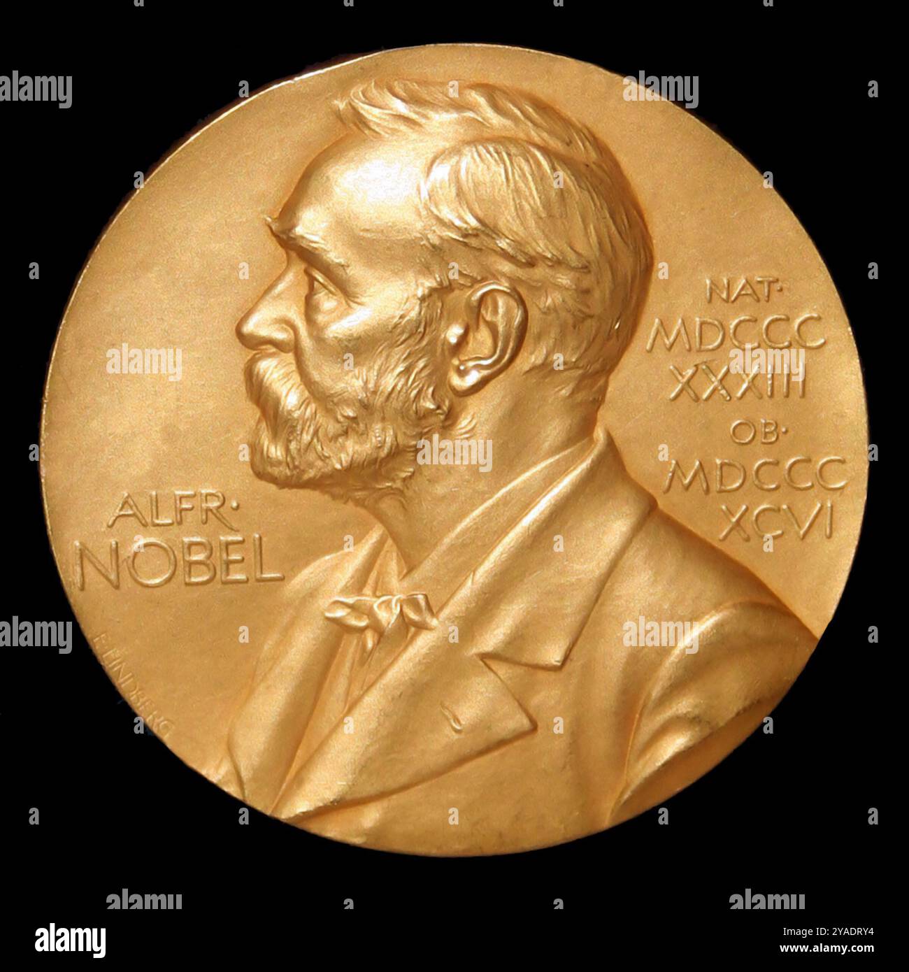 Alfred Nobel - die Goldnobelpreismedaille, die seit 1901 an die Nobelpreisträger der Chemie, Literatur, Frieden, Physik und Physiologie oder Medizin verliehen wird Stockfoto