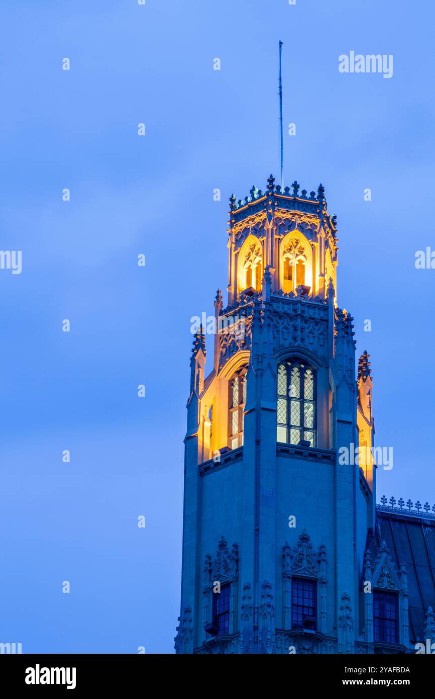 Der Chateauesque Eckturm des Medical Art Building, erbaut 1926 und entworfen von Ralph Cameron, heute Morgan Hotel seit 1984, in San Antonio Stockfoto