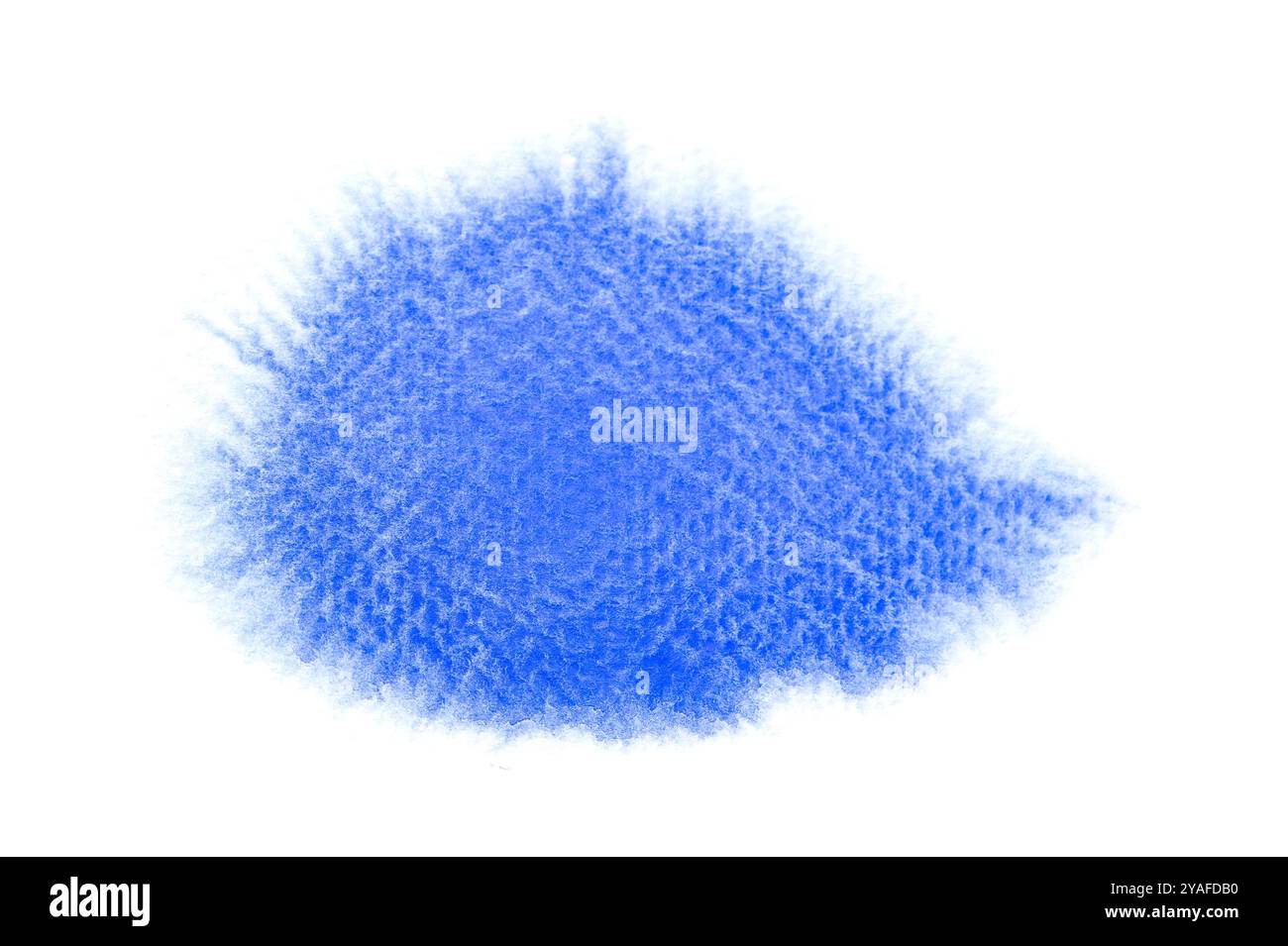 Blaue Aquarellfarbe auf weißem Papier Stockfoto