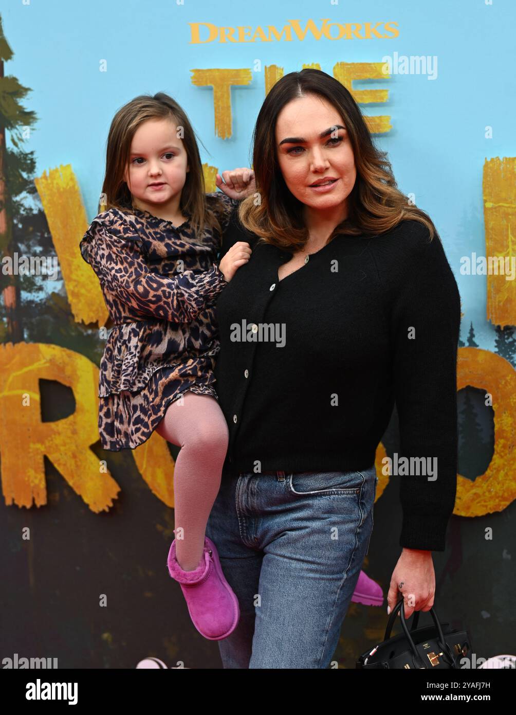 LONDON, GROSSBRITANNIEN. Oktober 2024. Tamara Ecclestone mit Kindern nimmt an der Sonderpräsentation „The Wild Robot“ Teil – 68. BFI London Film Festival in London, Großbritannien. (Foto von 李世惠/siehe Li/Picture Capital) Credit: Siehe Li/Picture Capital/Alamy Live News Stockfoto