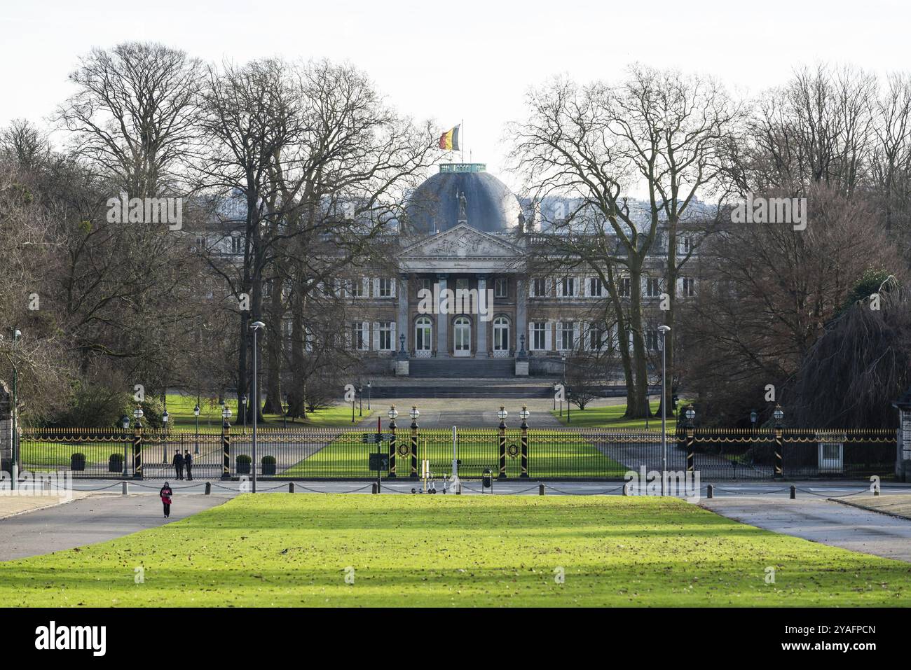 Laeken, Region Brüssel-Hauptstadt, Belgien, 01 01 2022: Blick auf die königliche Domäne und den Palast des belgischen Königs, Europa Stockfoto