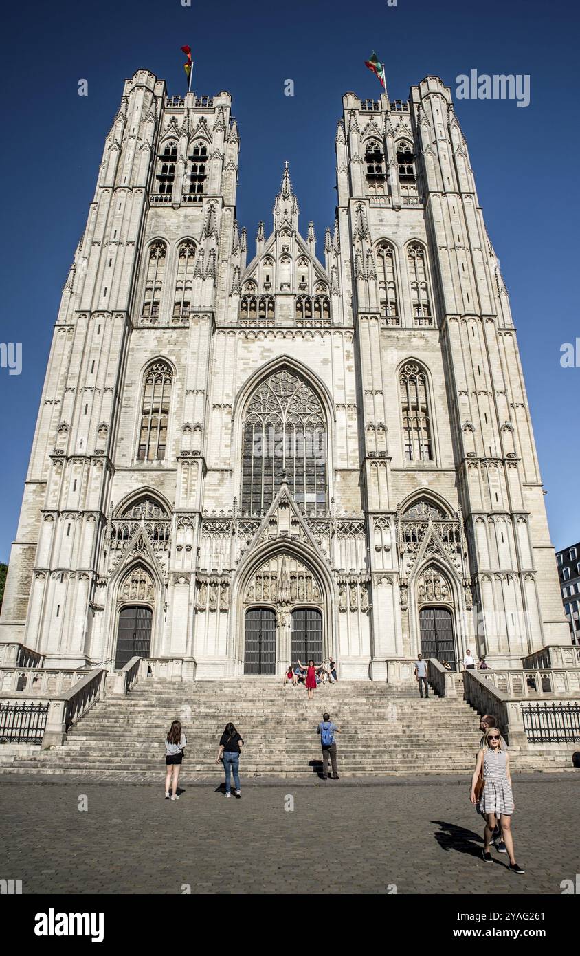 Gotische Fassade der Kathedrale Saint Gudula, Brüsseler Altstadt, Belgien, Mai 2017, Europa Stockfoto