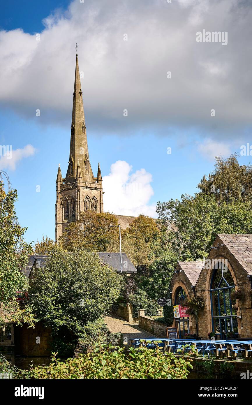 Lancaster Cathedral am Ufer des Kanals im Stadtzentrum Stockfoto