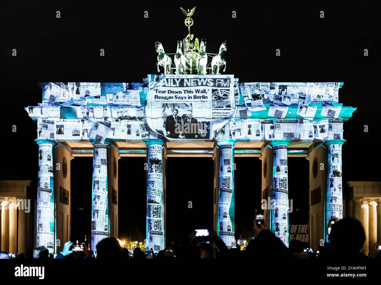 20. Berliner Lichterfest 2024, Berlin, Brandenburger Tor, Deutschland Stockfoto