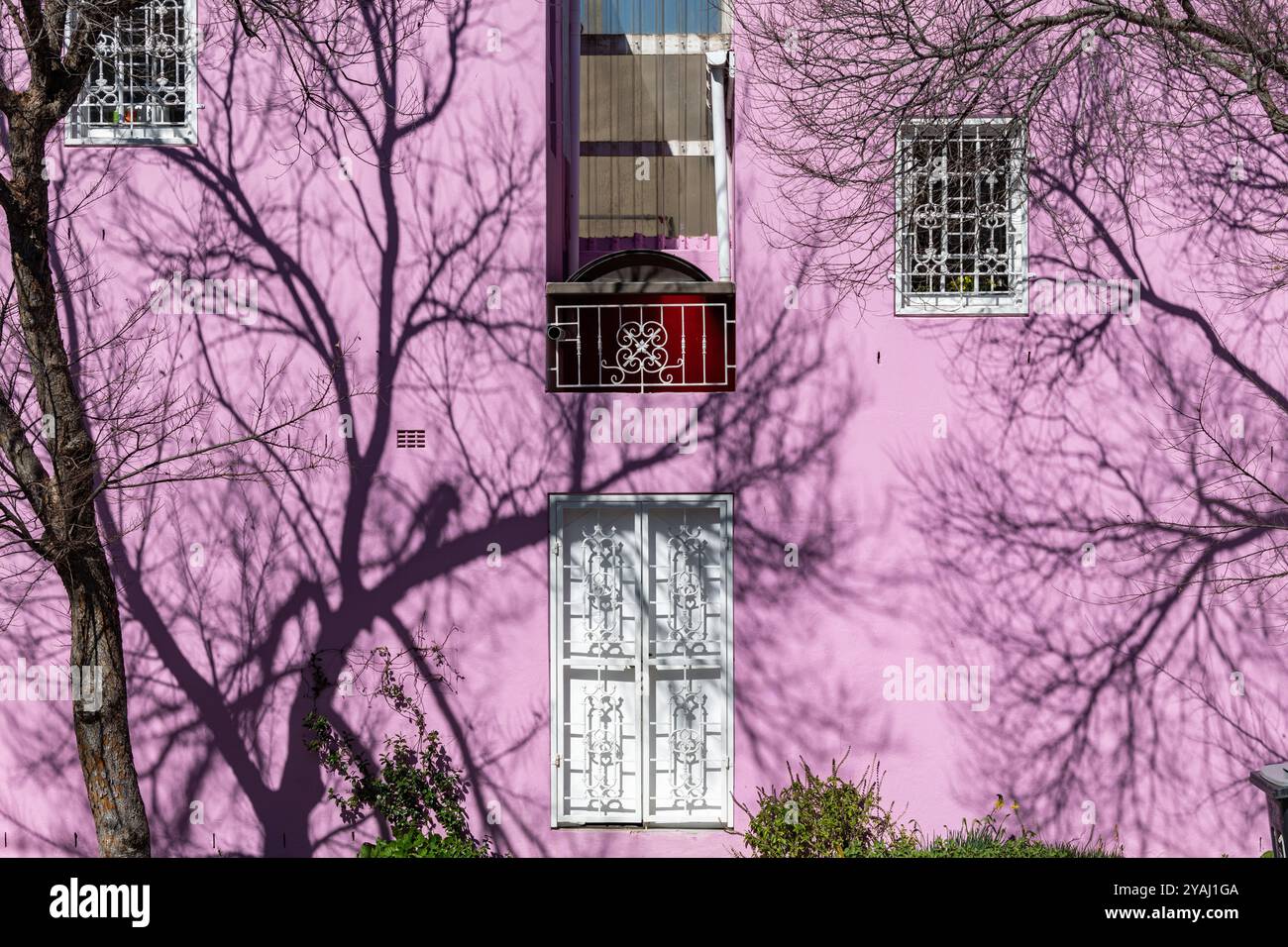 Die bunten Häuser und Gebäude des Stadtviertels Bo-Kaap in Kapstadt, Südafrika Stockfoto