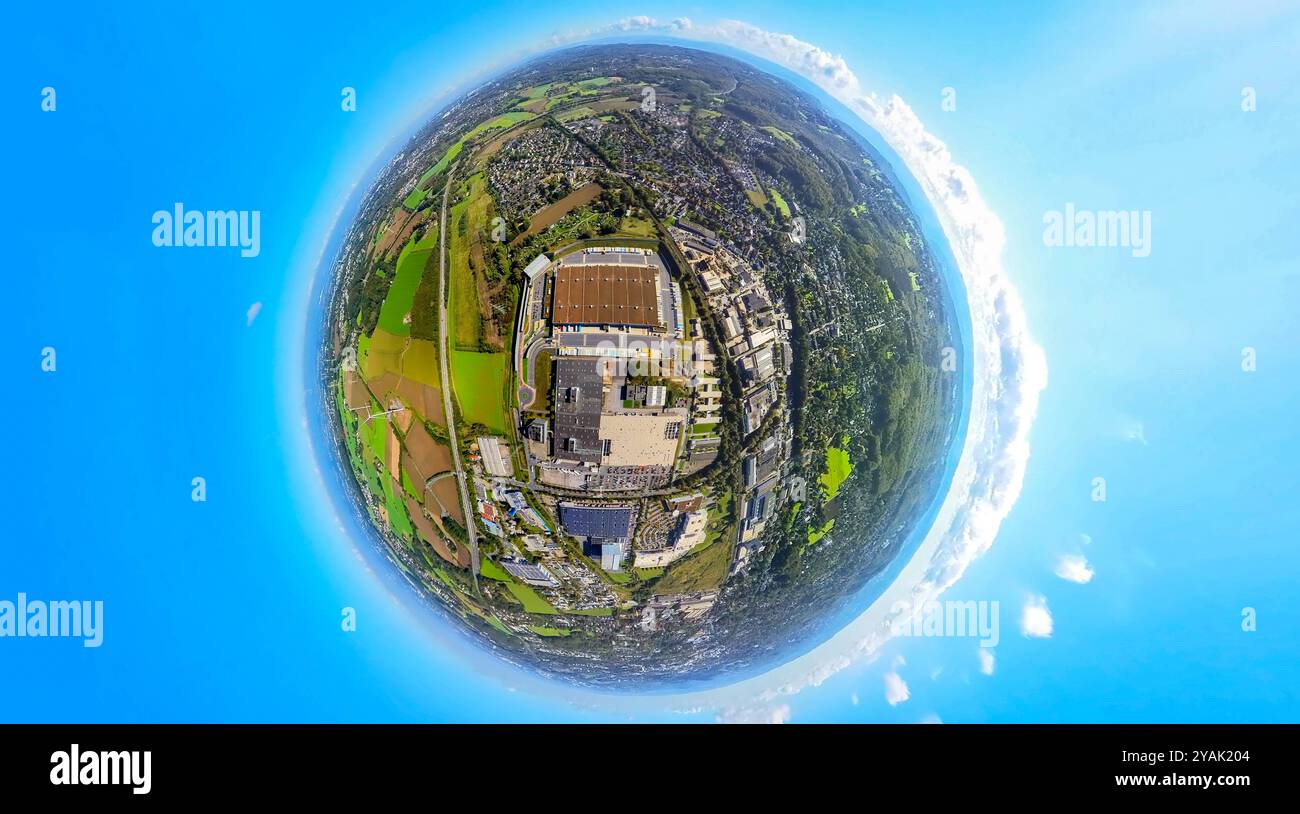 Luftbild, Gewerbegebiet Brauckstraße mit dem Amazon Verteilzentrum, Erdkugel, Fisheye Aufnahme, Fischaugen Aufnahme, 360 Grad Aufnahme, winzige Welt, kleiner Planet, Fischaugenbild, Rüdinghausen, Witten, Ruhrgebiet, Nordrhein-Westfalen, Deutschland ACHTUNGxMINDESTHONORARx60xEURO *** Luftaufnahme, Industriegebiet Brauckstraße mit Amazonas-Vertriebszentrum, Erdkugel, Fisheye-Bild, 360-Grad-Bild, winzige Welt, kleiner Planet, Fischaugenbild, Rüdinghausen, Witten, Ruhrgebiet, Nordrhein-Westfalen, Deutschland ACHTUNGxMINDESTHONORARx60xEURO Stockfoto