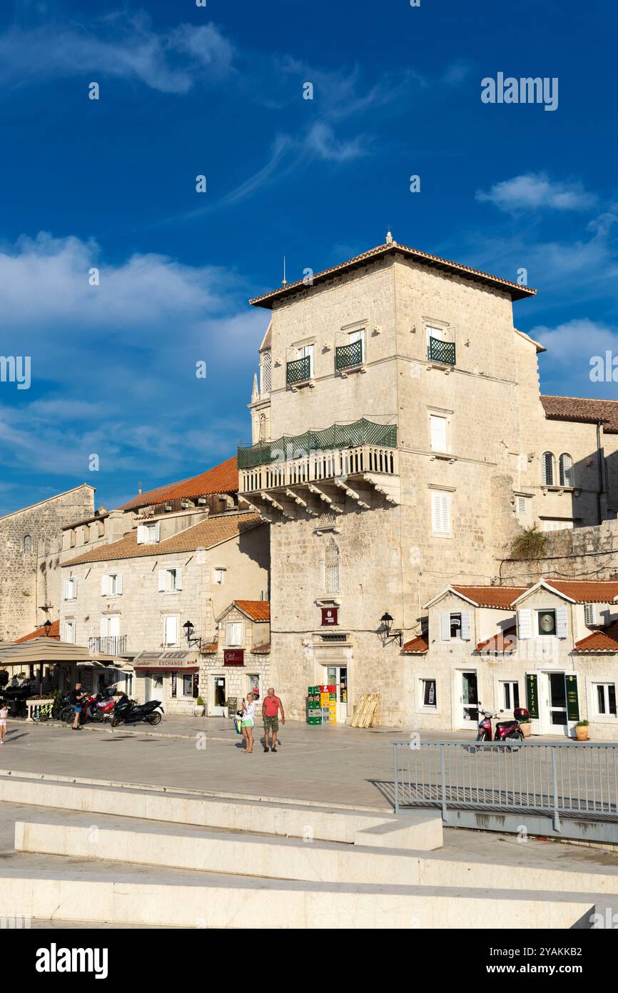 Vitturi Turm, Teil des Benediktinerklosters St. Nikolaus, Trogir, Kroatien Stockfoto