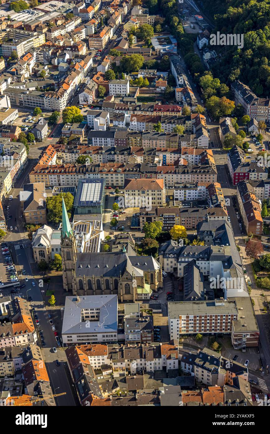 Luftbild, Kath. Kirche St. Marien im Stadtzentrum, Osthaus Museum Hagen und Emil Schumacher Museum, Wohngebiet an der Bergstraße, Mittelstadt, Hagen, Ruhrgebiet, Nordrhein-Westfalen, Deutschland ACHTUNGxMINDESTHONORARx60xEURO *** Luftansicht, katholische Kirche St. Marien im Stadtzentrum, Osthaus Museum Hagen und Emil Schumacher Museum, Wohngebiet an der Bergstraße, Mittelstadt, Hagen, Ruhrgebiet, Nordrhein-Westfalen, Deutschland ACHTUNGxMINDESTHONORARx60xEURO Stockfoto