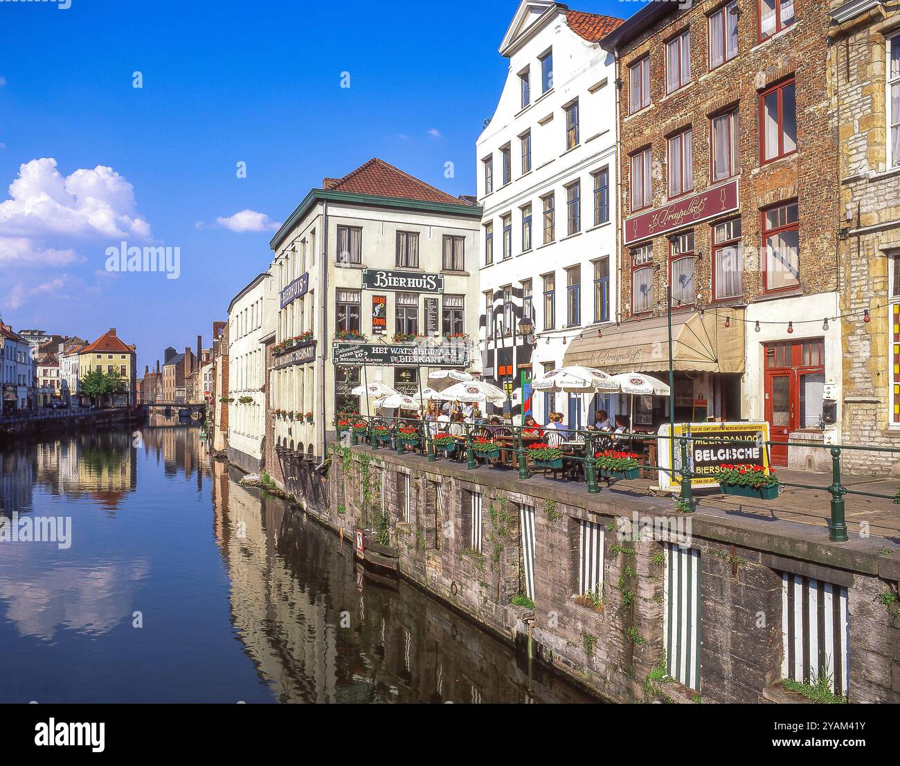Bierhaus am Fluss Leie, Gent (Gent), Provinz Ostflandern, Königreich Belgien Stockfoto