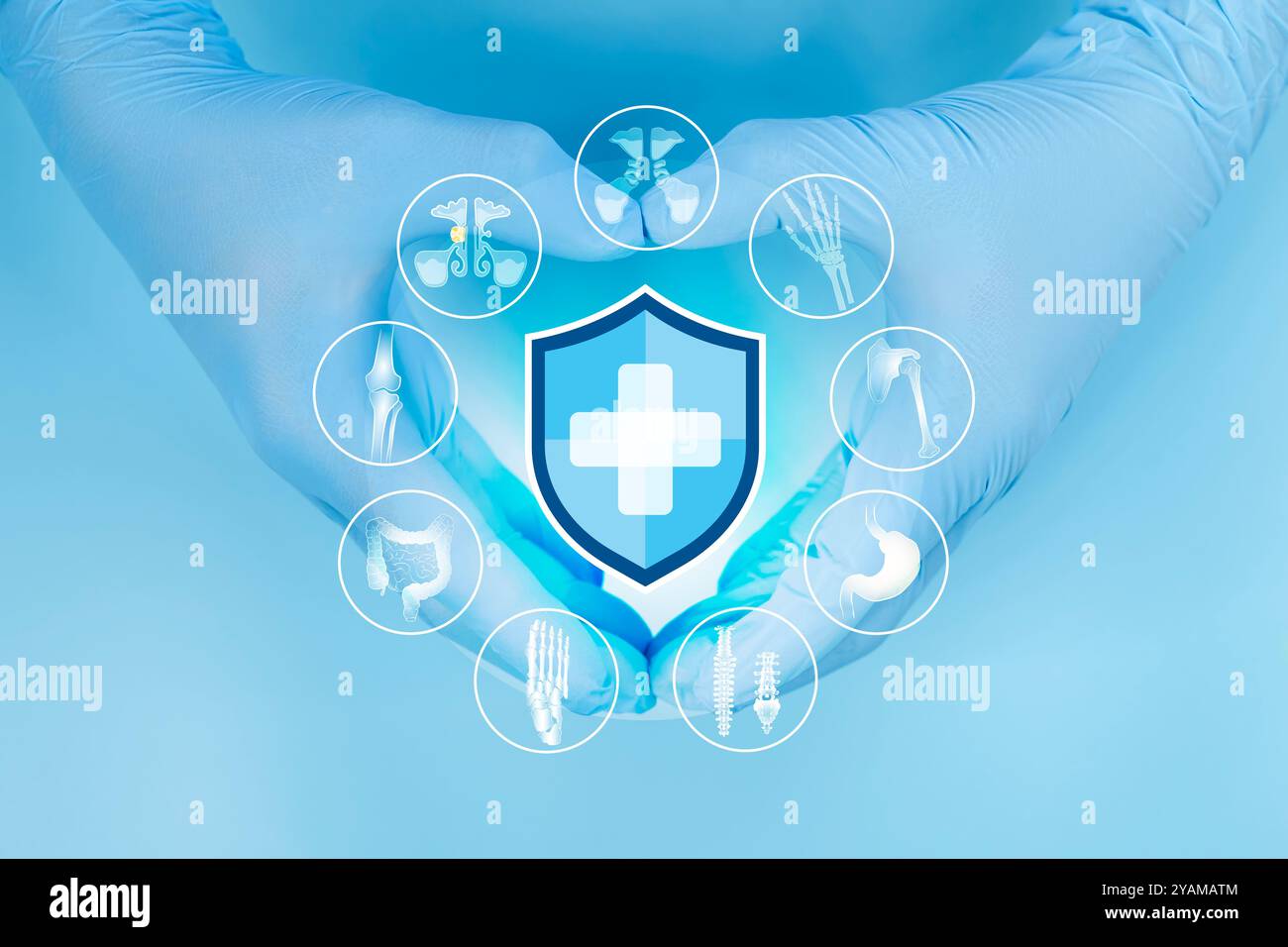 Die Hand des Arztes hält das Symbol der Krankenversicherung. Krankenversicherungskonzept. Zugang zu Gesundheit und Wellness. Aufmerksamkeit und ärztliche Untersuchung. Isoliert auf EM Stockfoto Die Hand des Arztes hält das Symbol der Krankenversicherung. Krankenversicherungskonzept. Zugang zu Gesundheit und Wellness. Aufmerksamkeit und ärztliche Untersuchung. Isoliert auf EM Stockfoto