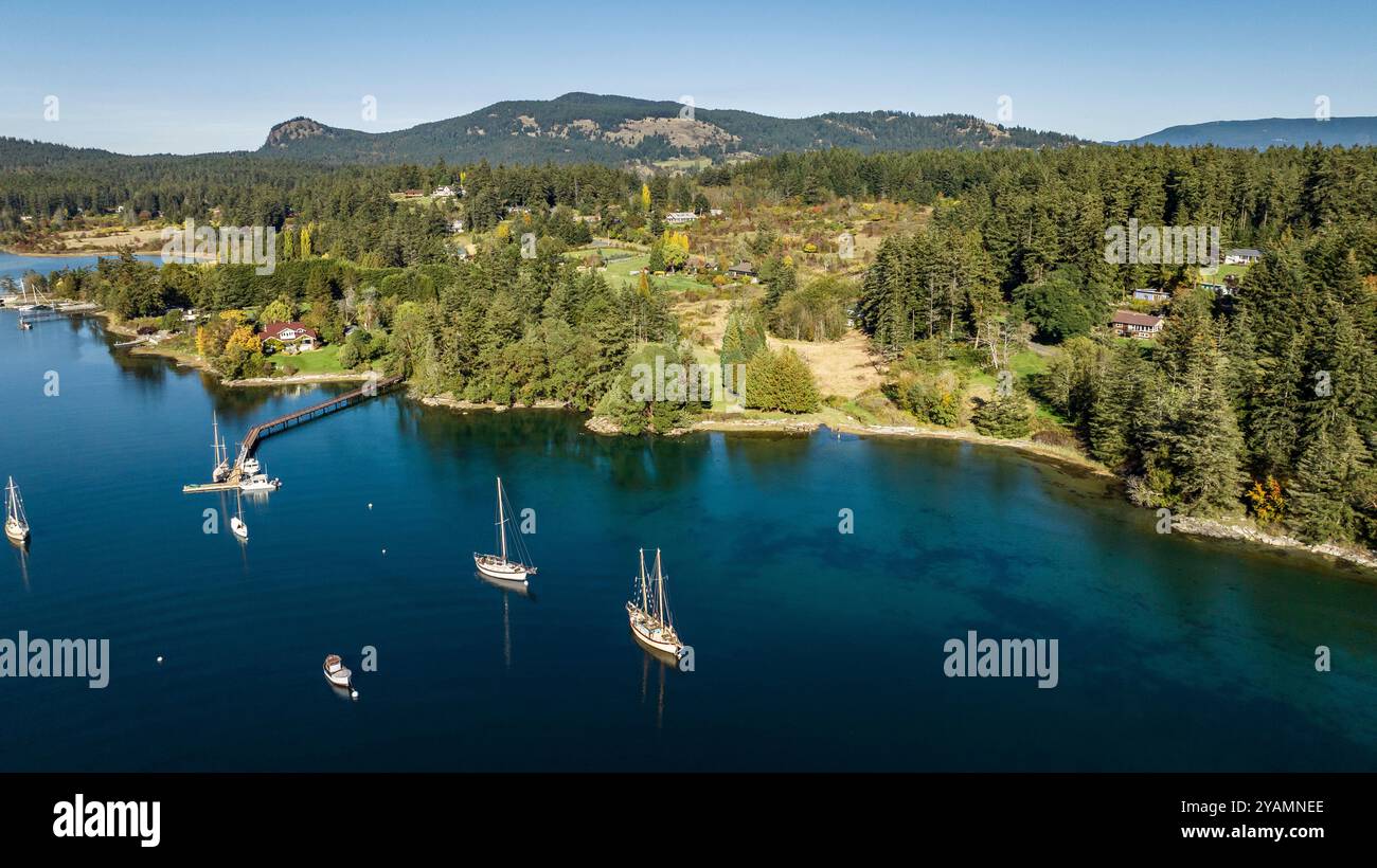 Aus der Vogelperspektive über Deer Harbor auf Orcas Island, Washington, USA Stockfoto