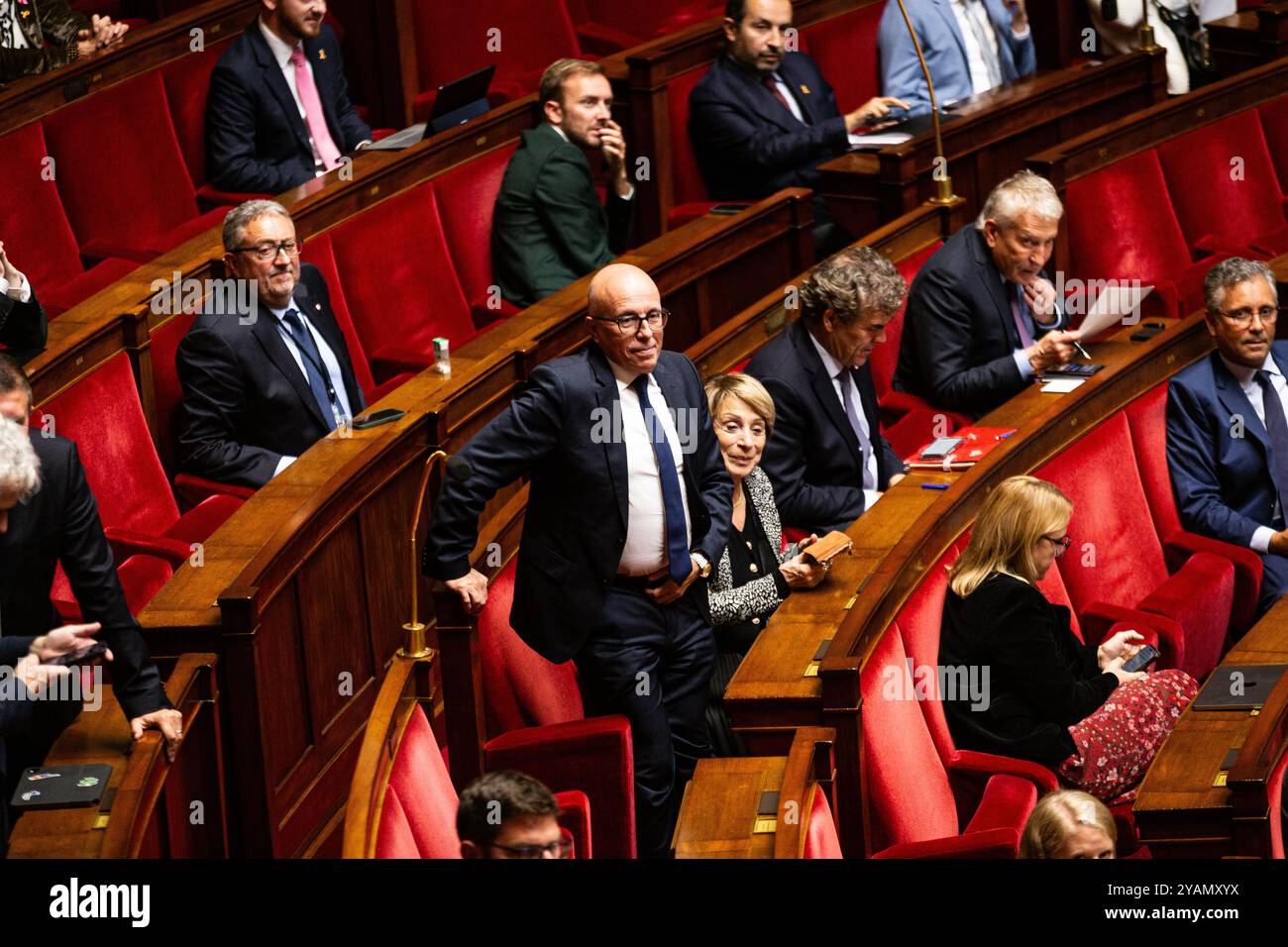 Paris, Frankreich. Oktober 2024. ric Ciotti, Präsident der UDR-Fraktion, wurde bei den Anfragen an die Regierungsperiode in der Nationalversammlung in Paris gesehen. Eine wöchentliche Sitzung der Befragung der französischen Regierung findet in der Nationalversammlung im Palais Bourbon statt. (Credit Image: © Telmo Pinto/SOPA Images via ZUMA Press Wire) NUR REDAKTIONELLE VERWENDUNG! Nicht für kommerzielle ZWECKE! Stockfoto