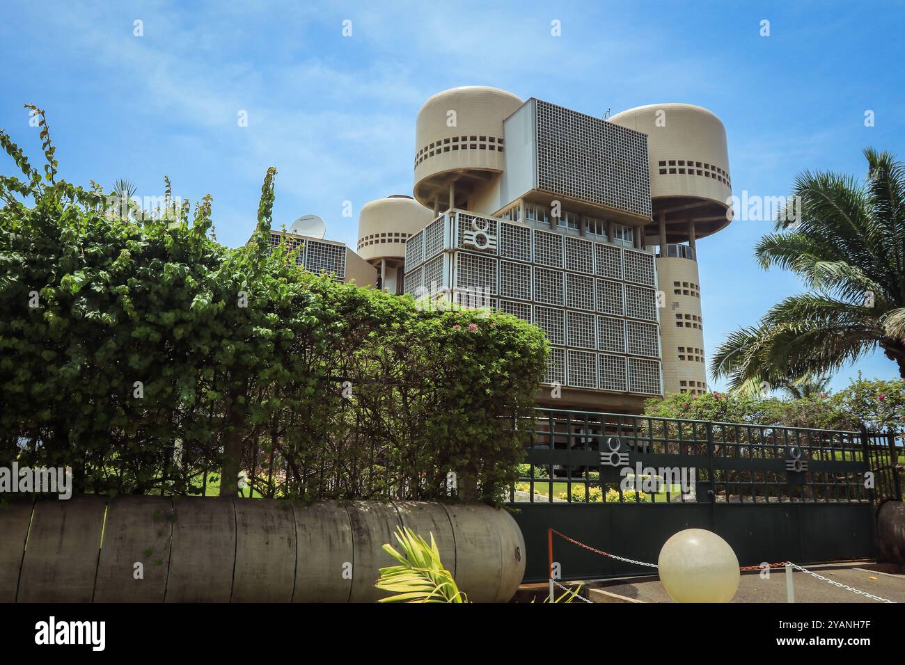 Modernes Gebäude der Internationalen Bank in Lome, Togo Stockfoto