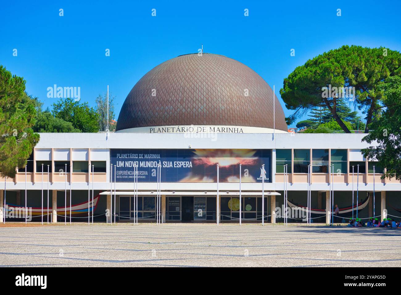 Planetario de Marinha (früher Calouste Gulbenkian Planetarium), entworfen von Frederico George im Jahre 1965, Praca do Imperio, Belem, Lissabon, Portugal Stockfoto