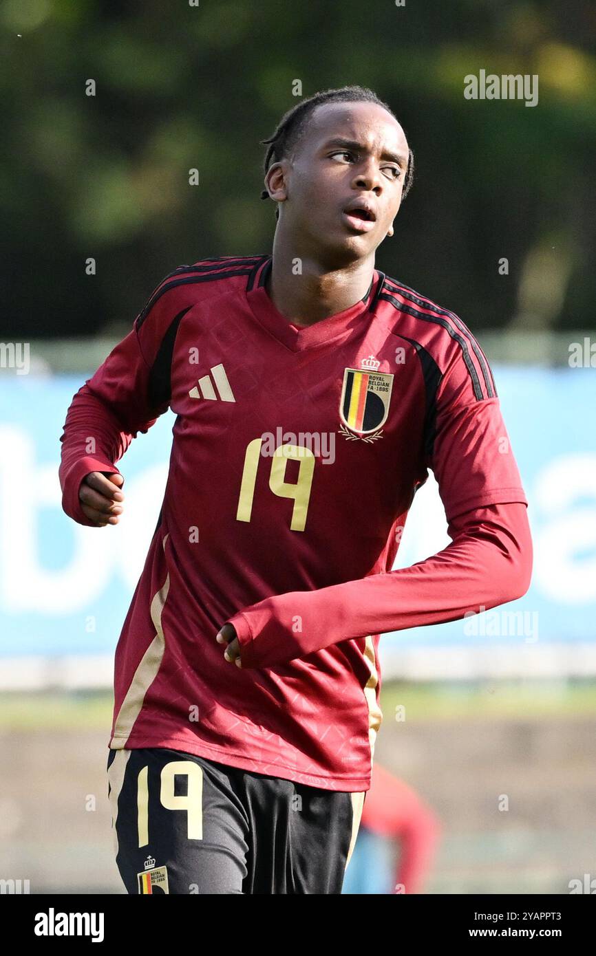 Aaron Murenzi (19) aus Belgien, dargestellt während eines Fußballspiels zwischen den U17-Nationalmannschaften der Ukraine und Belgiens in der UEFA Under17-Runde 1 in Gruppe 4 für die Saison 24-25 am Dienstag, den 15. Oktober 2024 in Genk , Belgien . FOTO SPORTPIX | Maarten Straetemans Stockfoto