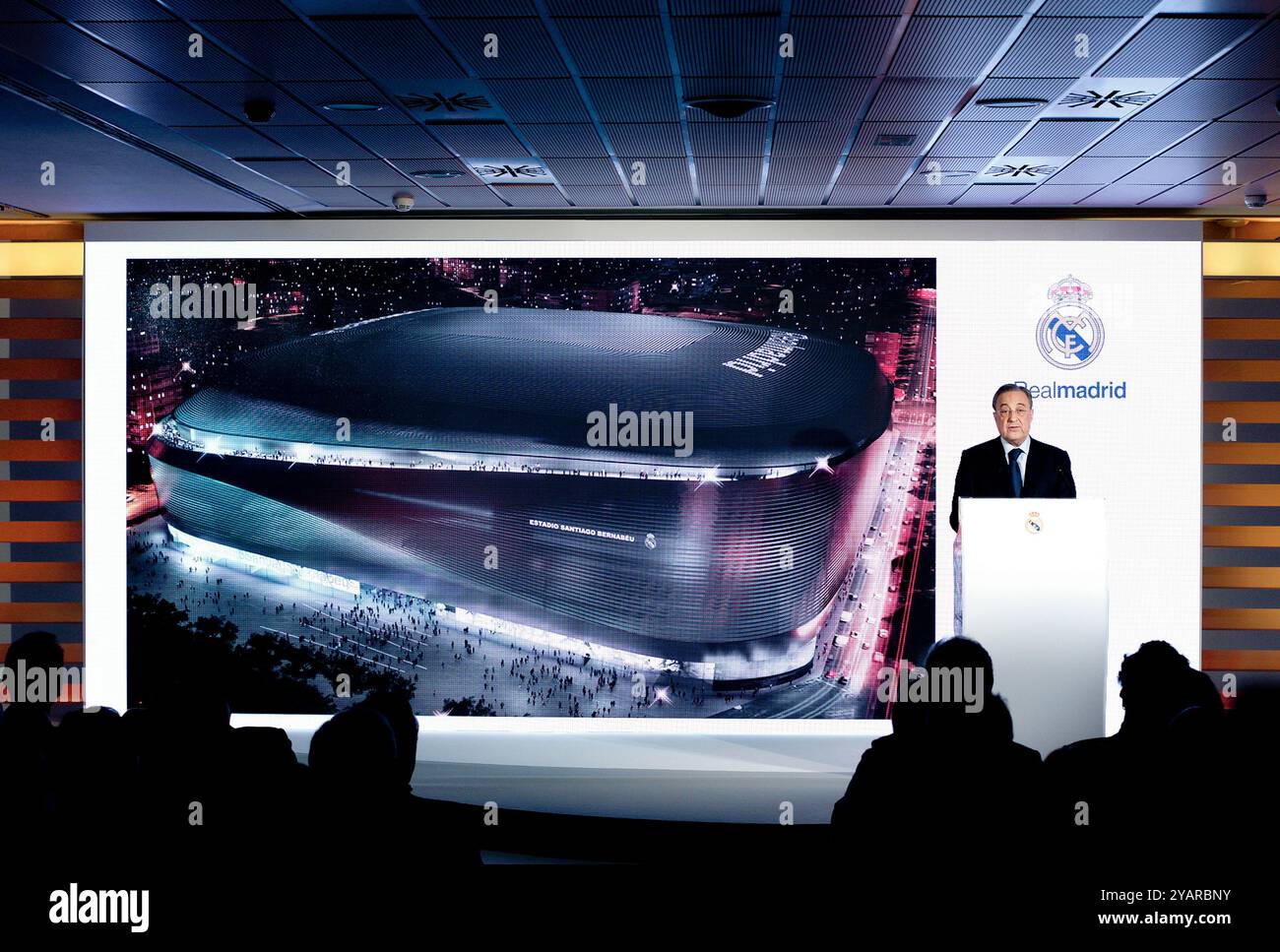 Spanien, Madrid - Januar 31 - 2014: Der Präsident von Real Madrid Florentino Prez während der Präsentation des Projekts zur Umgestaltung der Santia Stockfoto