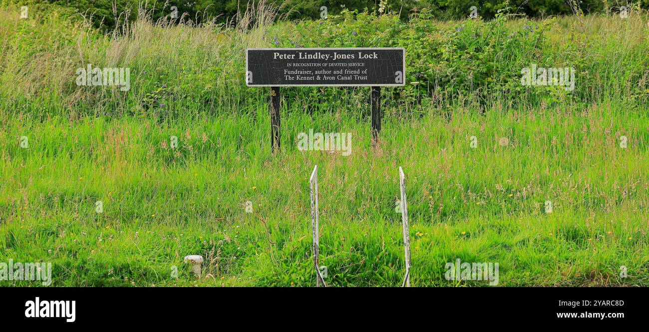 Peter Lindley-Jones Lock, der Kennett & Avon Canal bei Devizes. Vom Juli 2024. Sommer Stockfoto