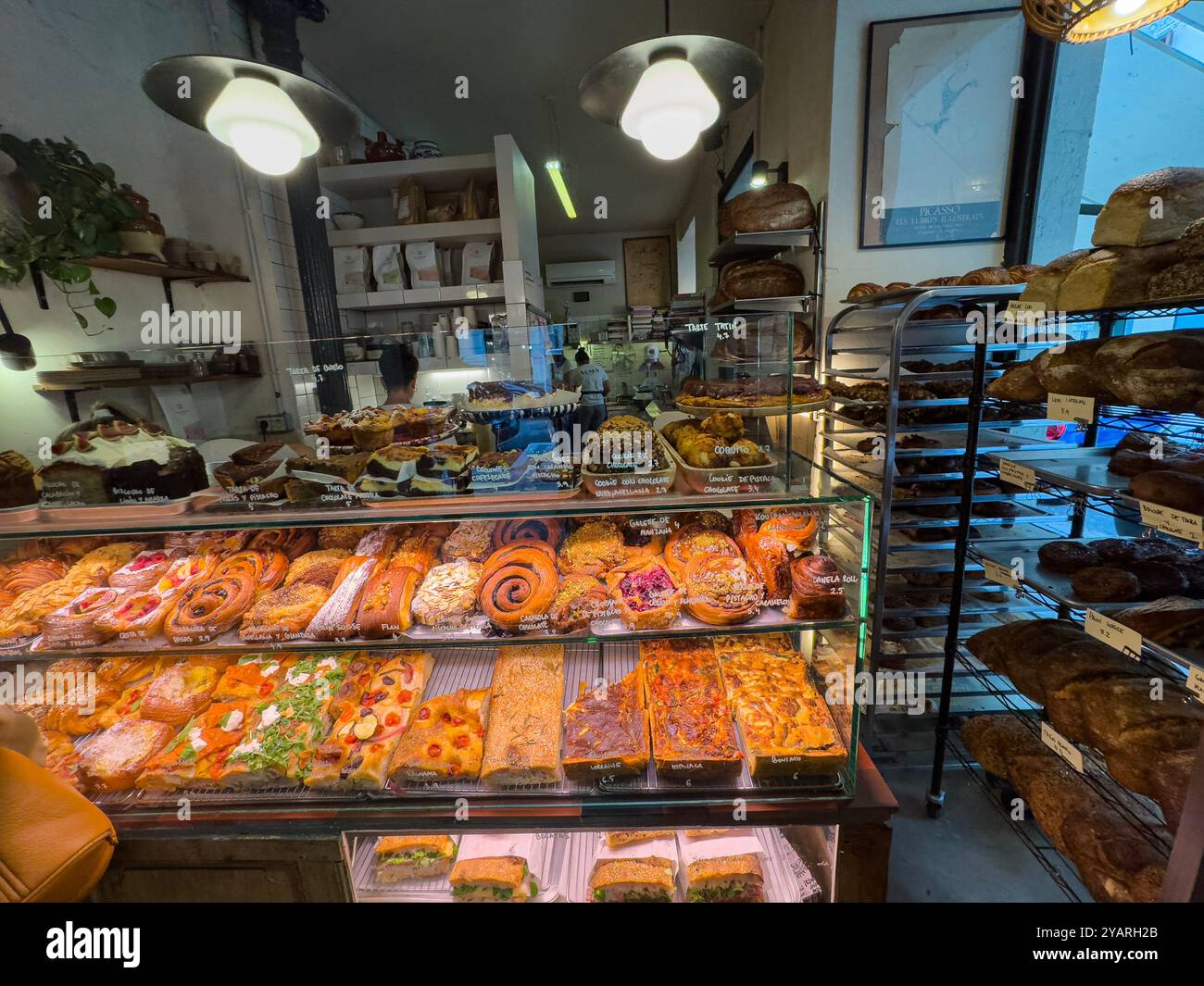 Alma Nomad Bakery, Madrid, Spanien - Smartphone-aufgenommenes Stockfoto