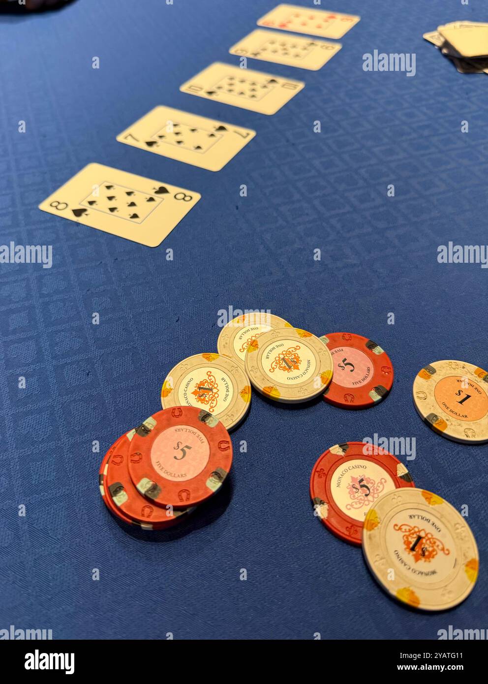 Texas Holdem Karten und Chips Stockfoto
