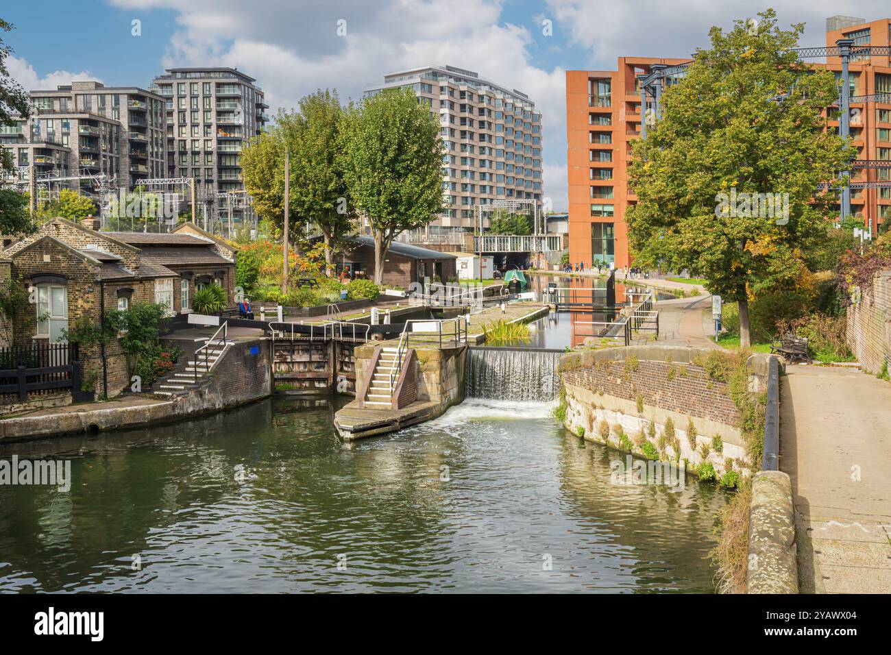 St Pancras Lock am Regents Canal London Stockfoto