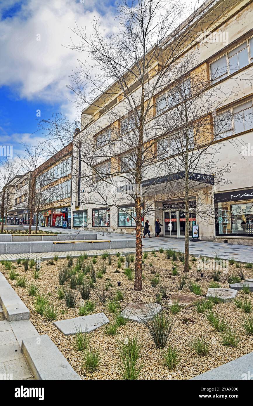 Das Geheimnis umgibt die plötzliche Schließung des Kaufhauses House of Fraser in der New George Street in Plymouth. Seit einigen Jahren eine neue Entwässerung und Landschaft Stockfoto